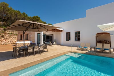 Luxury Villa Photo #7