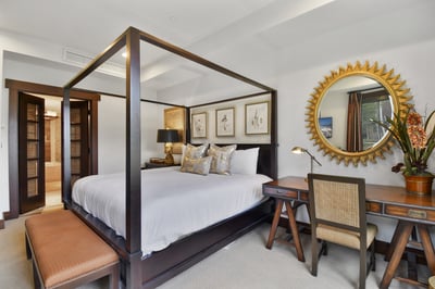 Luxury Villa Photo #11