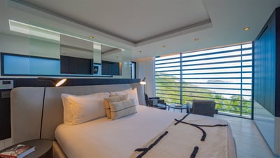 Luxury Villa Photo #57