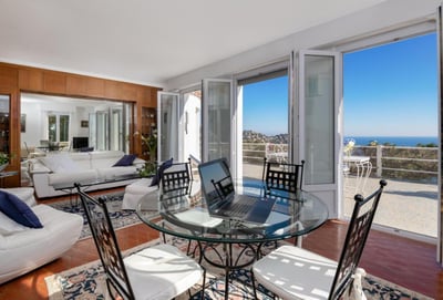 Luxury Villa Photo #14