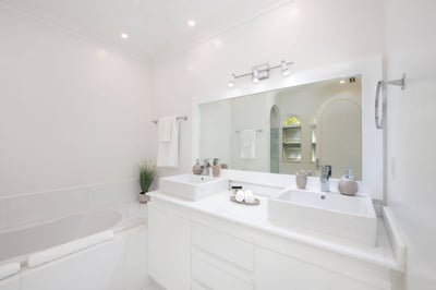 Luxury Villa Photo #22