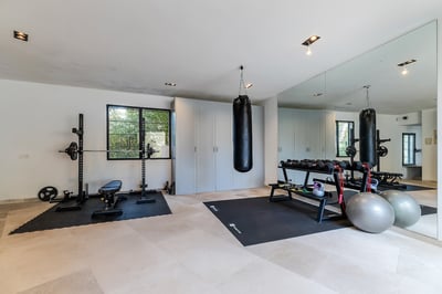 Luxury Villa Photo #33