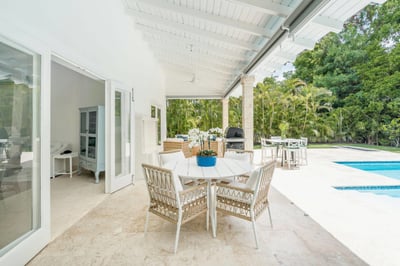 Luxury Villa Photo #8