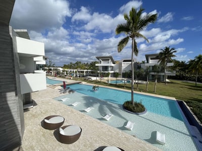 Luxury Villa Photo #9