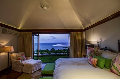 Luxury Villa Photo #13