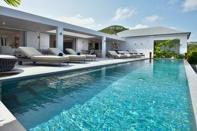Luxury Villa Photo #18