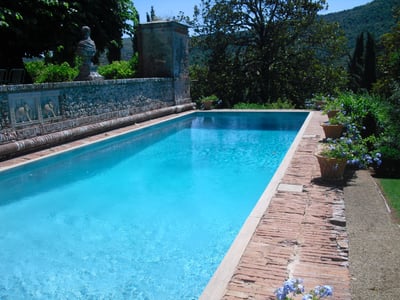 Luxury Villa Photo #3