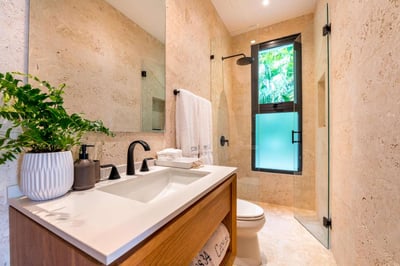 Luxury Villa Photo #29