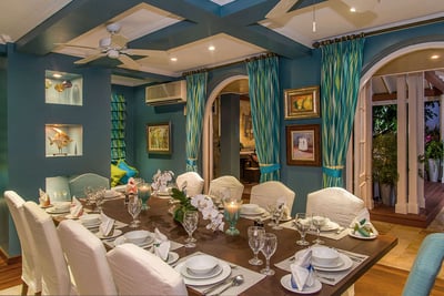 Luxury Villa Photo #23