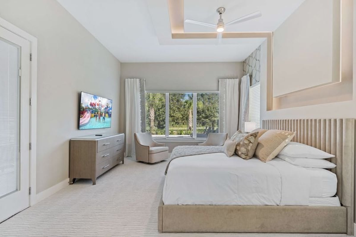 Paradise Palisade Estate