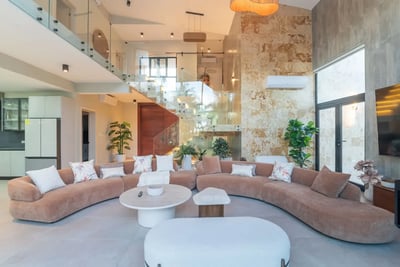 Luxury Villa Photo #19