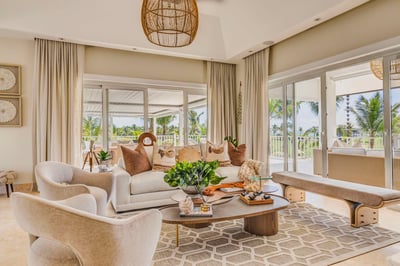 Luxury Villa Photo #22