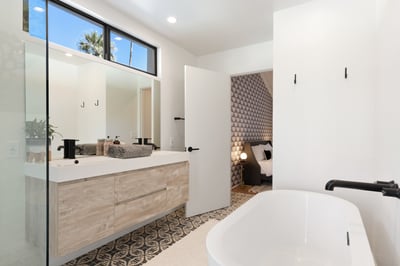 Luxury Villa Photo #46