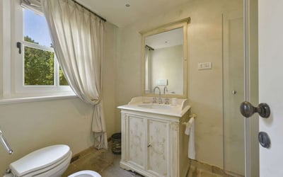 Luxury Villa Photo #33