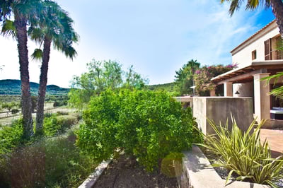 Luxury Villa Photo #7