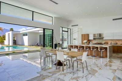 Luxury Villa Photo #17