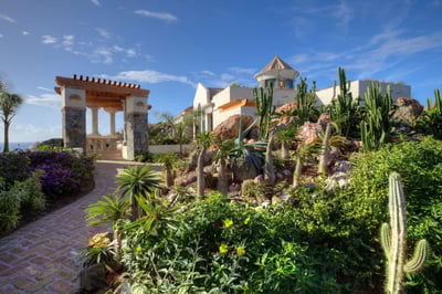Luxury Villa Photo #27
