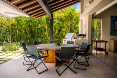 Luxury Villa Photo #12