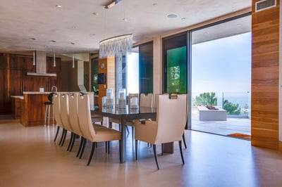 Luxury Villa Photo #26