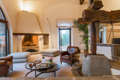 Luxury Villa Photo #23