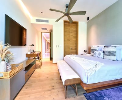 Luxury Villa Photo #25