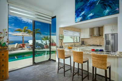 Luxury Villa Photo #10