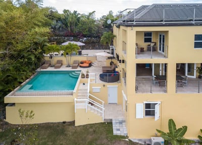 Luxury Villa Photo #4