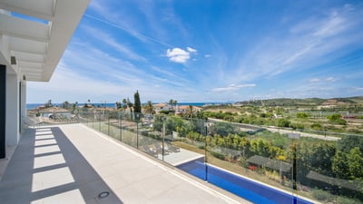 Luxury Villa Photo #12