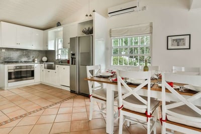 Luxury Villa Photo #19
