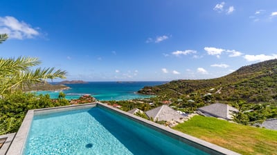 Luxury Villa Photo #9