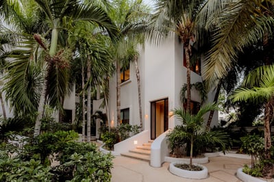 Luxury Villa Photo #49