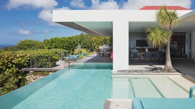 Luxury Villa Photo #3