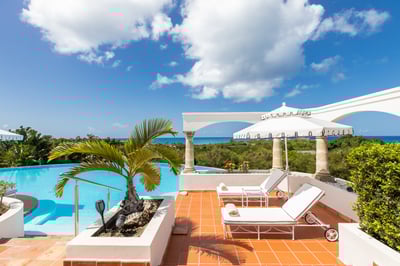 Luxury Villa Photo #11