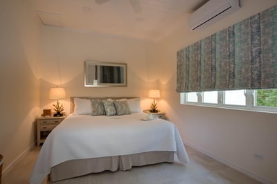 Luxury Villa Photo #29