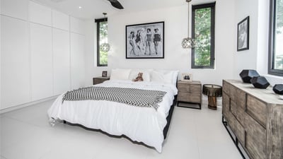 Luxury Villa Photo #26