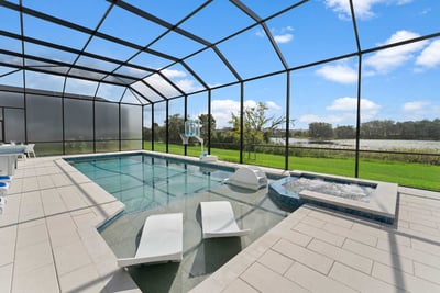 Luxury Villa Photo #3