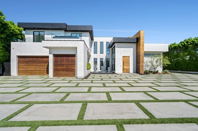 Luxury Villa Photo #26