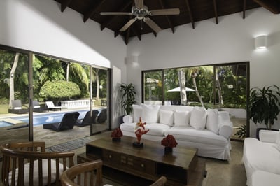 Luxury Villa Photo #13