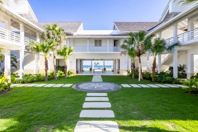 Luxury Villa Photo #49