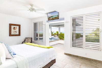 Luxury Villa Photo #42