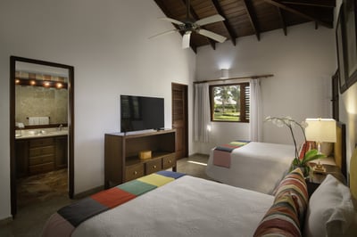 Luxury Villa Photo #18