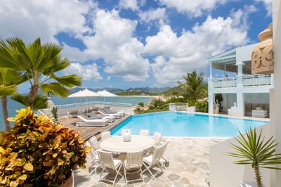 Luxury Villa Photo #2