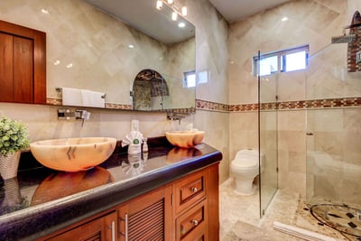 Luxury Villa Photo #14