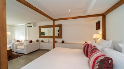 Luxury Villa Photo #29