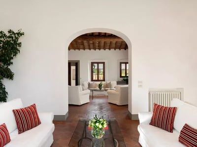 Luxury Villa Photo #32