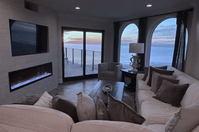 Luxury Villa Photo #4