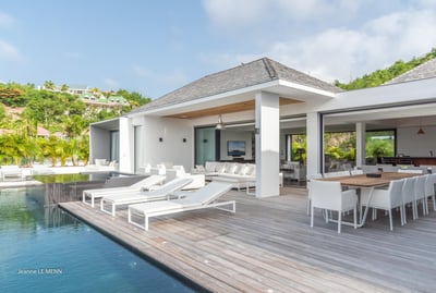 Luxury Villa Photo #4