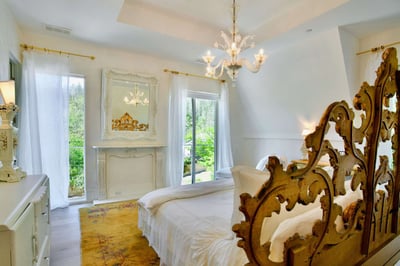 Luxury Villa Photo #15