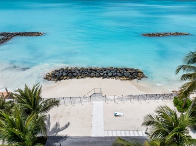 Luxury Villa Photo #43