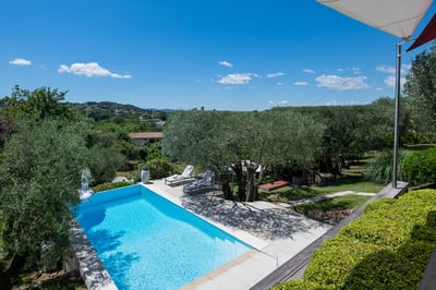 Luxury Villa Photo #10